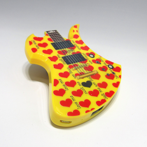 hide MODEL GUITAR (YELLOW HEART ver.)PLAYERS MOBILE BATTERY